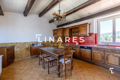 Appartement - 82 m² - 3 pièces