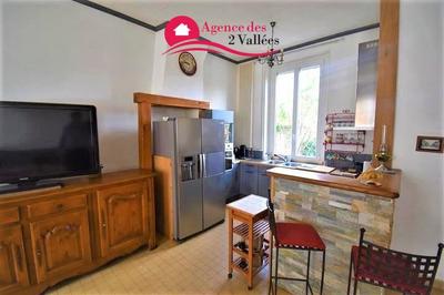 Maison - 98 m² - 6 pièces