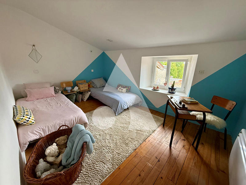 Maison - 110 m² - 4 pièces