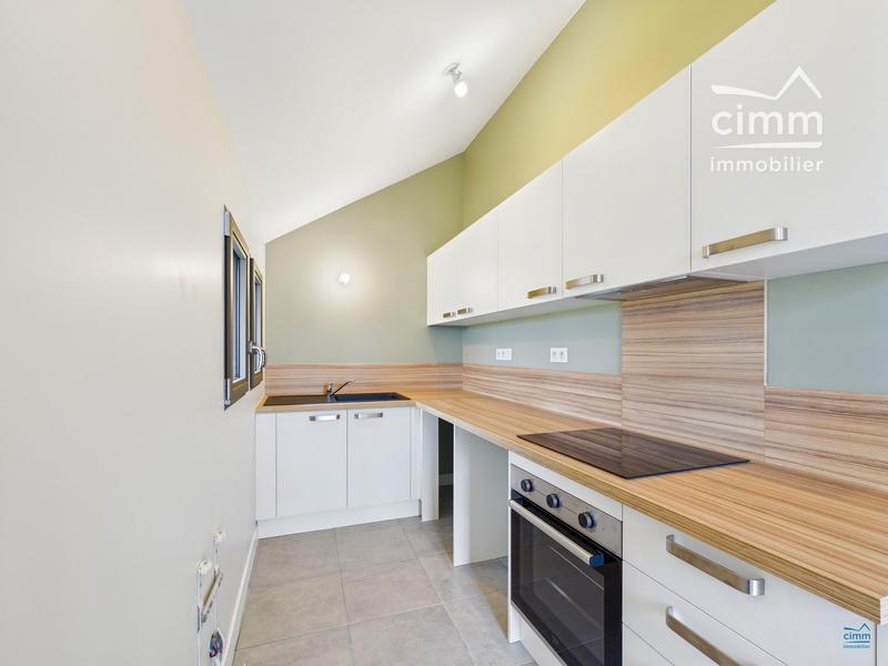 Maison traditionnelle - 68 m² - 4 pièces