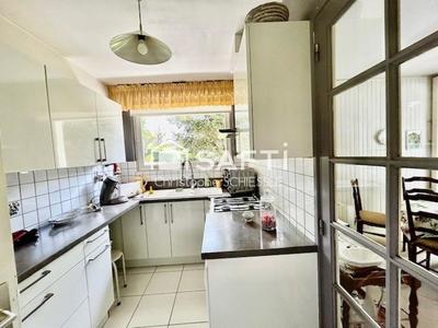 Maison - 91 m² - 5 pièces