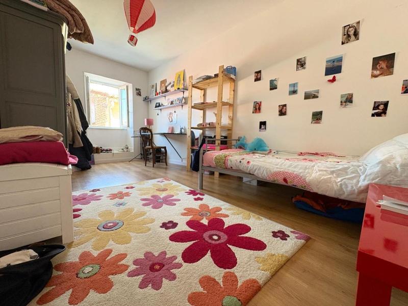 Maison - 96 m² - 6 pièces