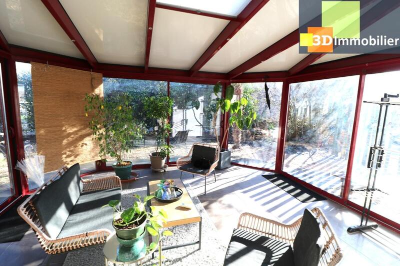 Maison - 586 m² - 14 pièces