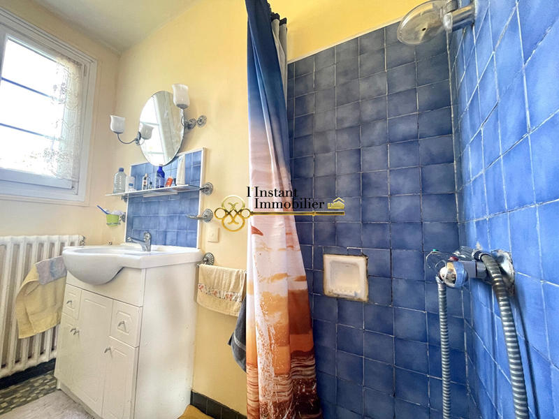 Maison - 94 m² - 5 pièces