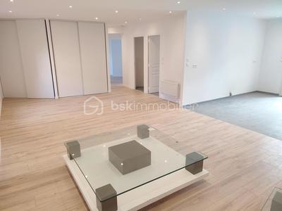 Appartement - 81 m² - 4 pièces