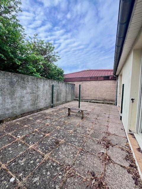 Studio - 30 m² - 1 pièce