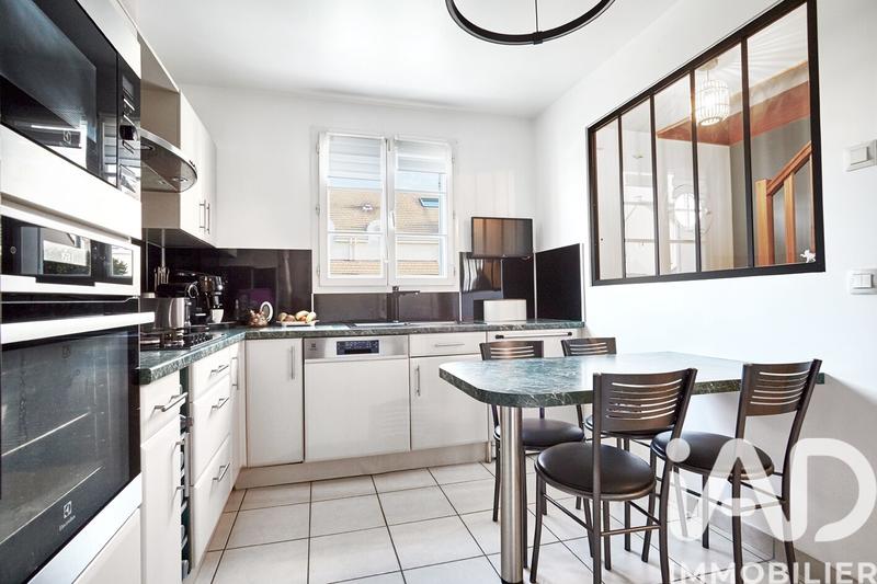 Maison - 127 m² - 6 pièces