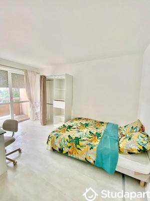 Chambre - 10 m² - 1 pièce