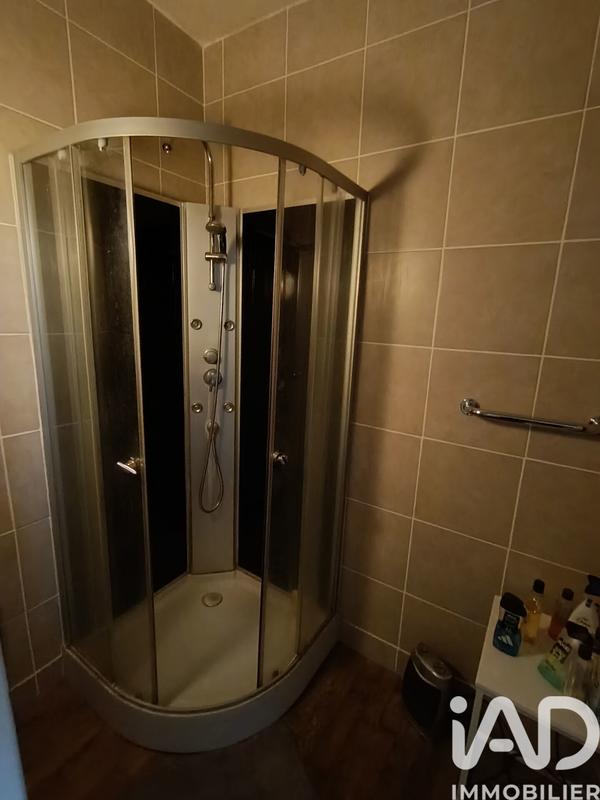 Maison - 332 m² - 9 pièces