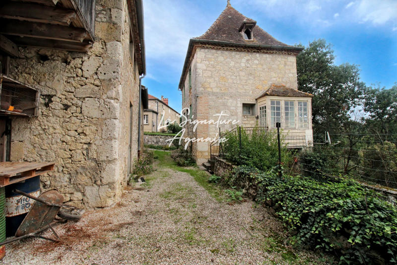 Maison - 207 m² - 6 pièces