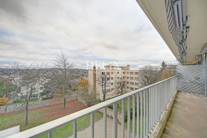 Appartement - 101 m² - 5 pièces