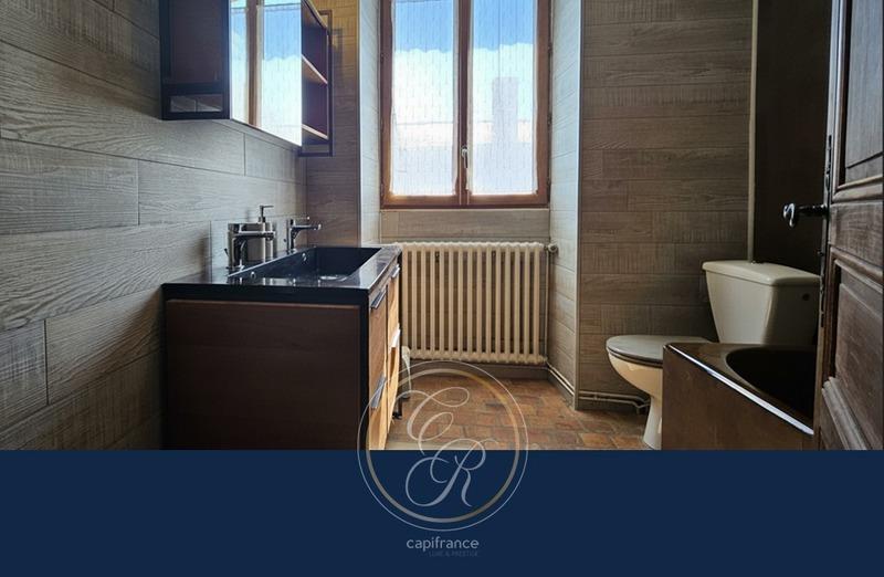 Propriété - 409 m² - 16 pièces