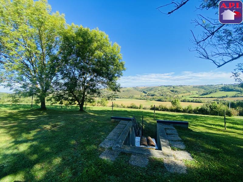 Maison - 183 m² - 6 pièces