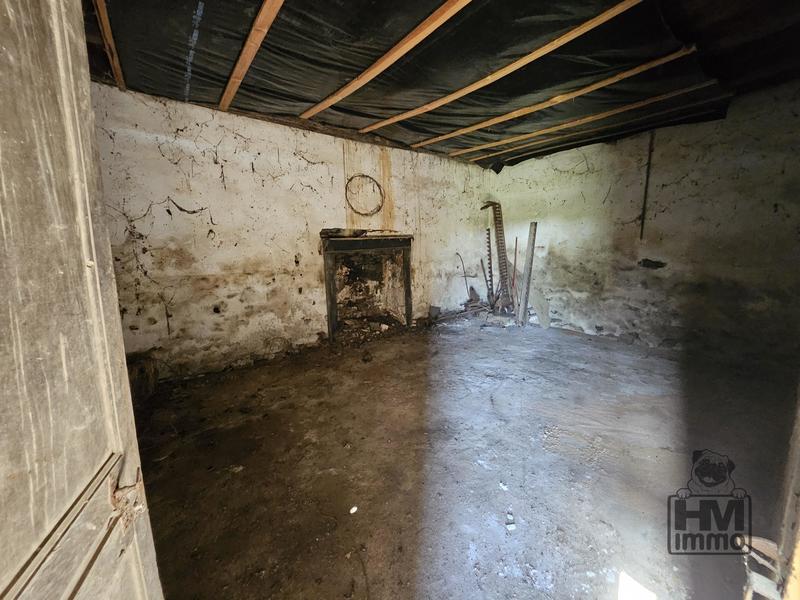 Local commercial - 85 m² - 4 pièces