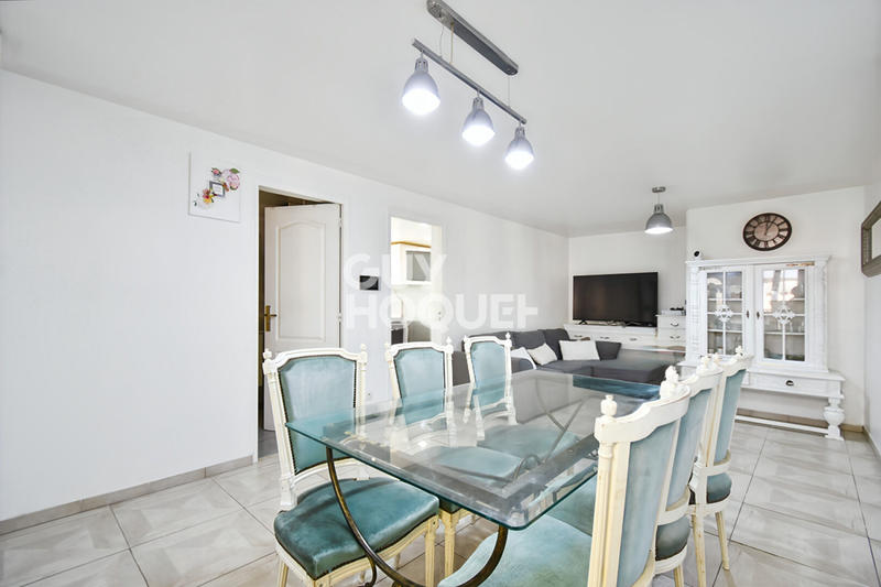 Maison - 77 m² - 5 pièces