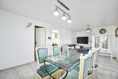 Maison - 77 m² - 5 pièces