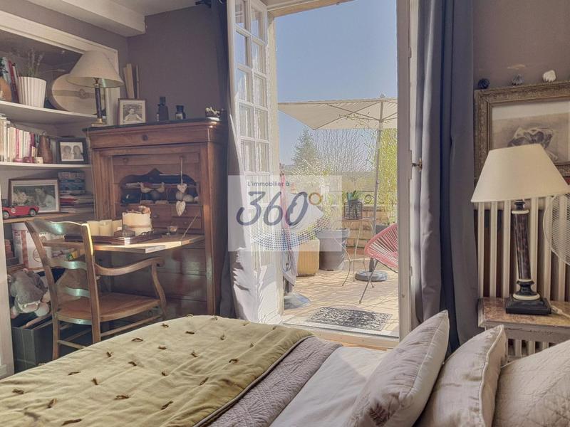 Appartement - 150 m² - 4 pièces