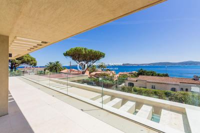 Villa - 260 m² - 6 pièces