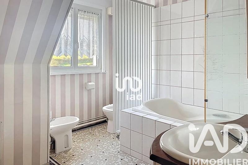 Maison - 145 m² - 6 pièces