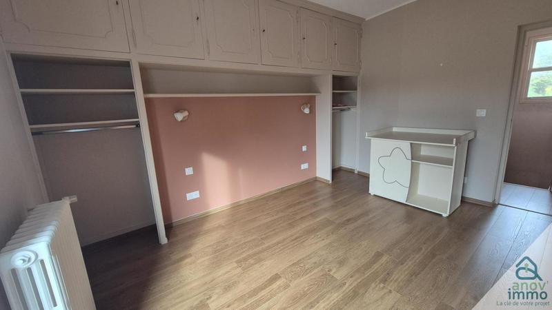 Maison - 229 m² - 10 pièces