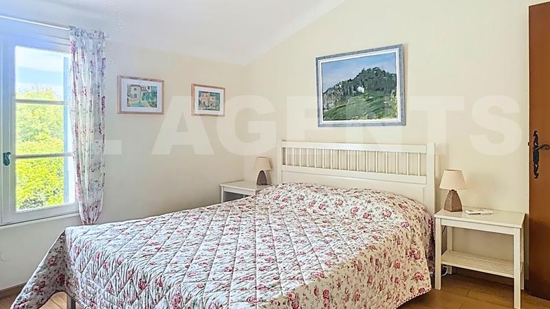 Maison - 170 m² - 6 pièces