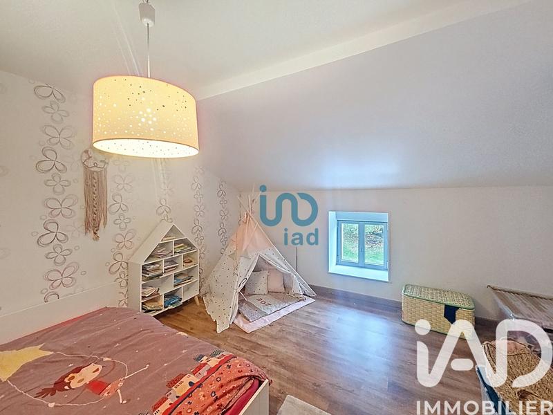 Maison - 243 m² - 7 pièces