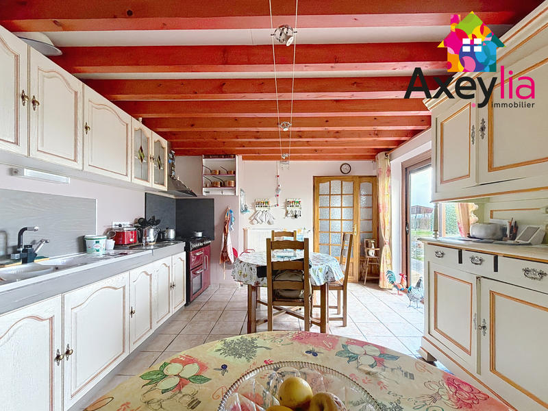 Maison - 252 m² - 8 pièces