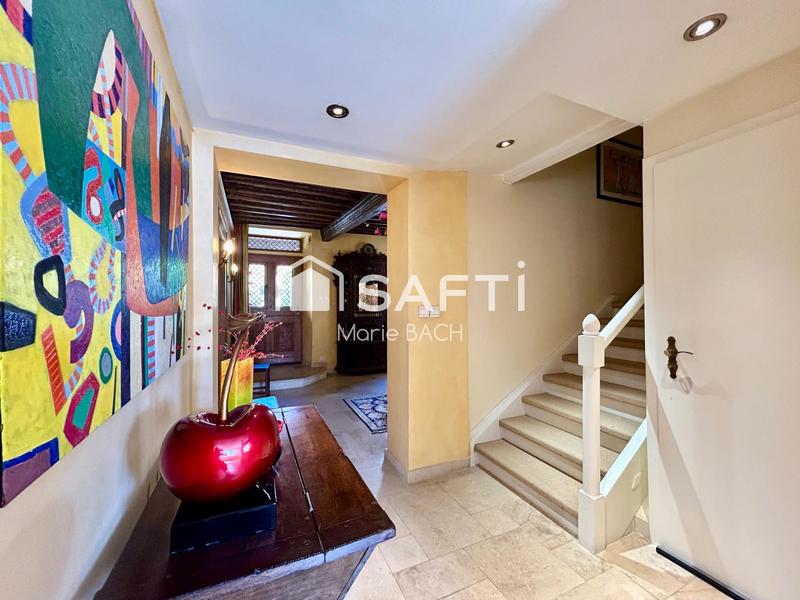 Maison - 174 m² - 8 pièces