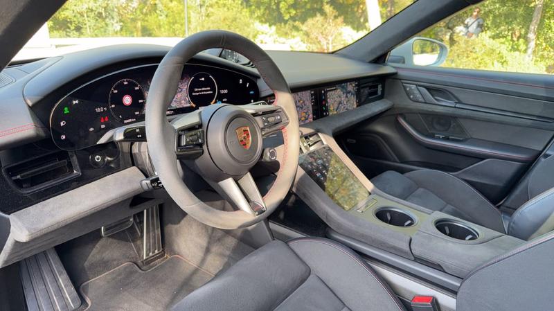 Porsche taycan Electrique Gts - Automatique Entretien constructeur