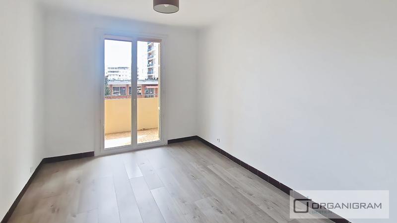 Appartement - 60 m² - 2 pièces