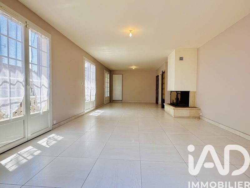 Maison - 170 m² - 9 pièces