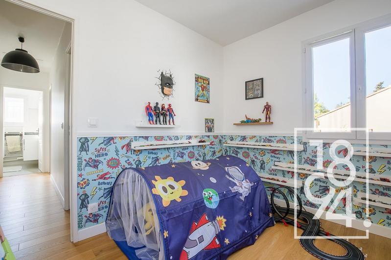 Maison - 102 m² - 5 pièces