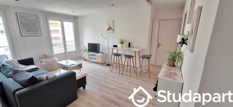 Chambre - 12 m² - 1 pièce