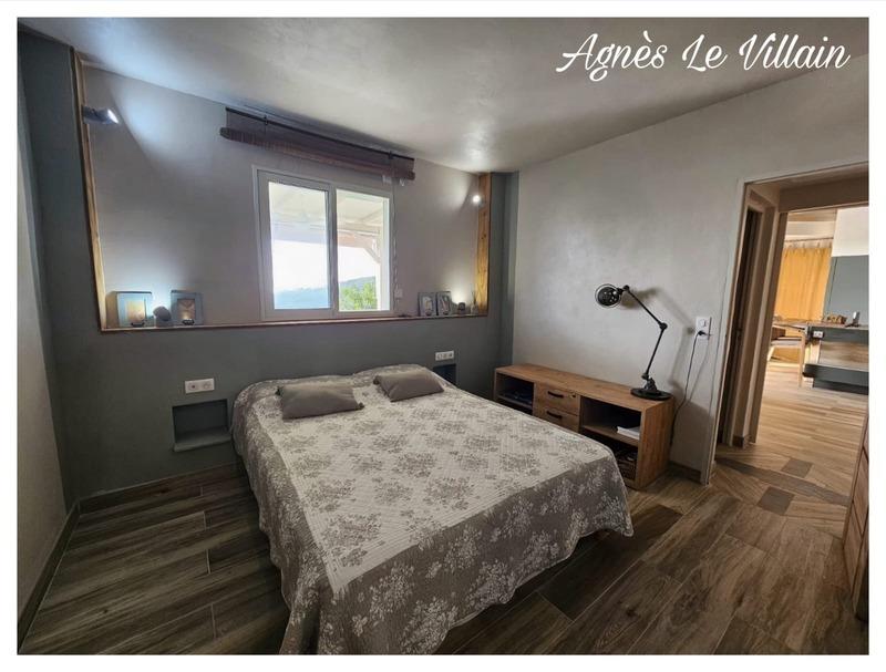 Villa - 180 m² - 7 pièces