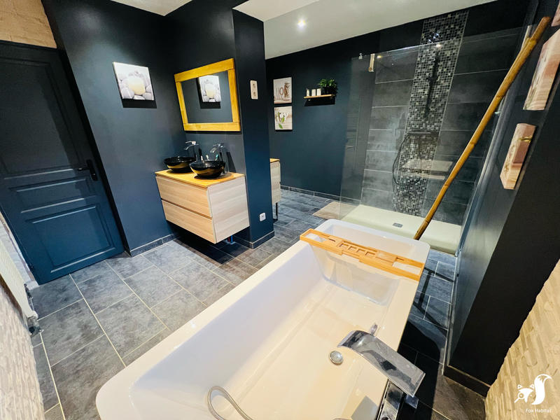 Maison - 198 m² - 7 pièces