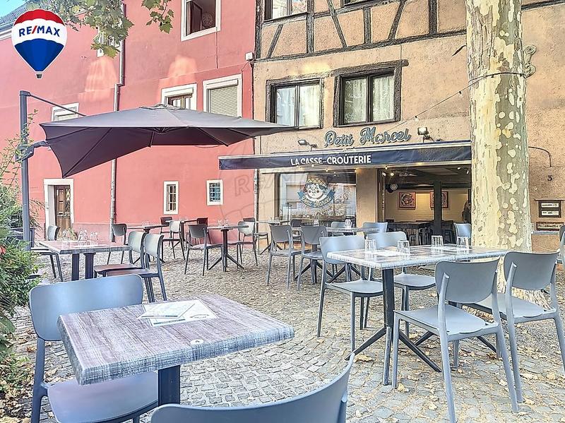 Magasins - 60 m² - 2 pièces