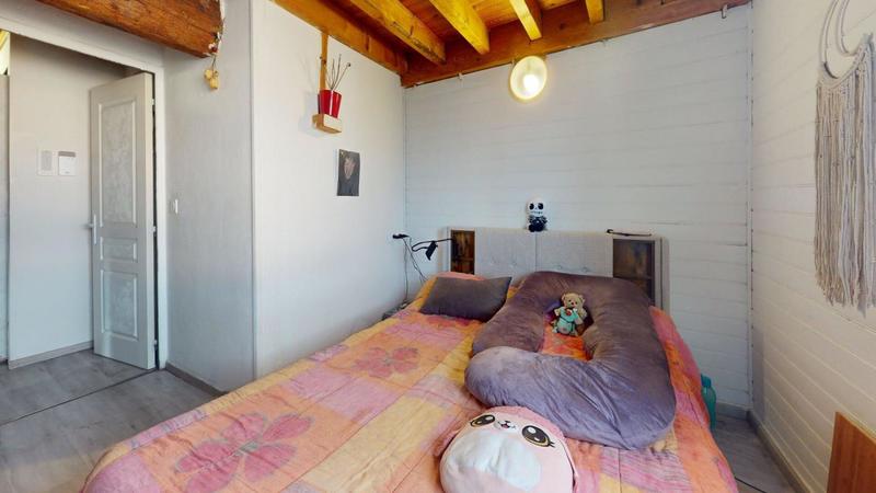 Immeuble - 80 m² - 5 pièces