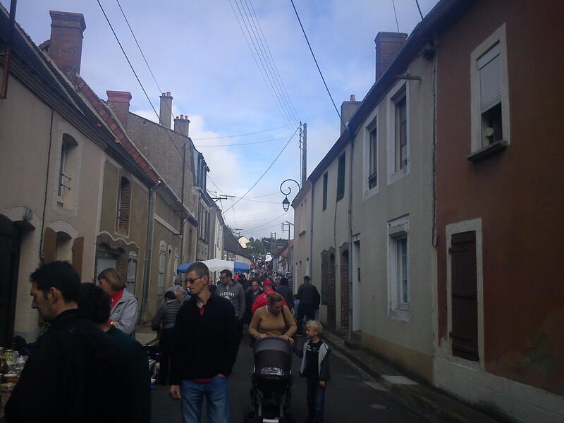 Brocante - bric à brac - artisanat
