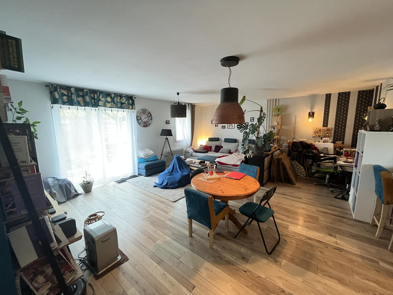 Maison - 94 m² - 4 pièces