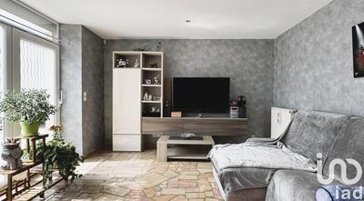 Maison - 198 m² - 8 pièces