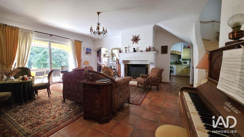 Maison - 150 m² - 4 pièces