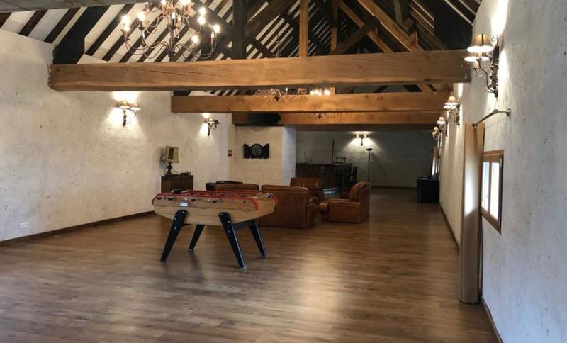 Ferme - 3 000 m² - 21 pièces