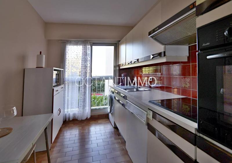 Appartement - 99 m² - 4 pièces
