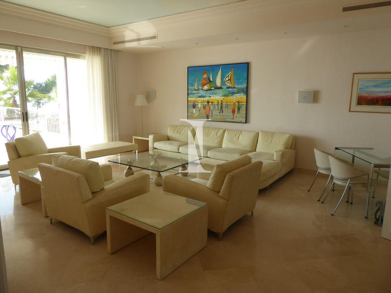 Appartement - 165 m² - 4 pièces