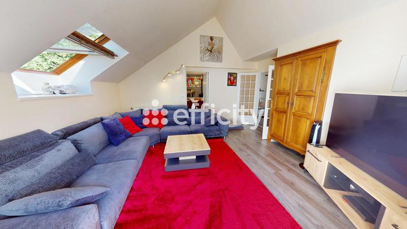 Maison - 200 m² - 7 pièces