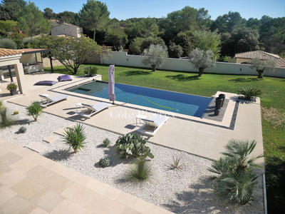 Villa - 230 m² - 6 pièces