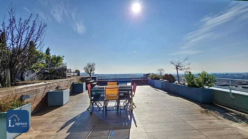 Duplex - 122 m² - 5 pièces