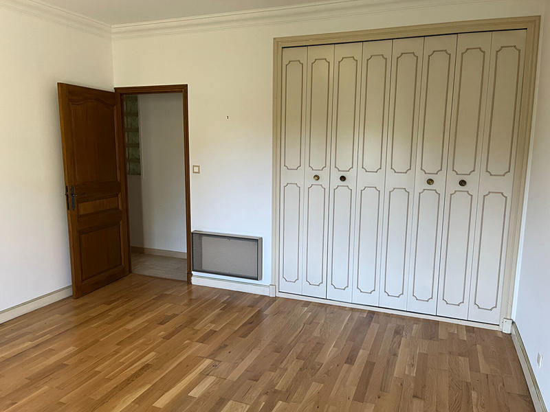 Maison - 159 m² - 5 pièces