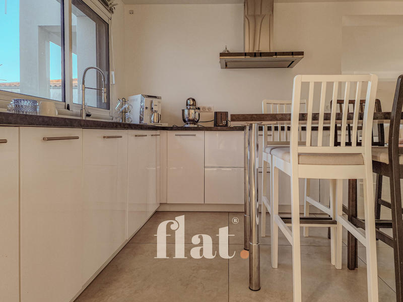 Maison - 172 m² - 8 pièces