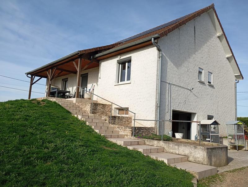 Maison de village - 95 m² - 3 pièces